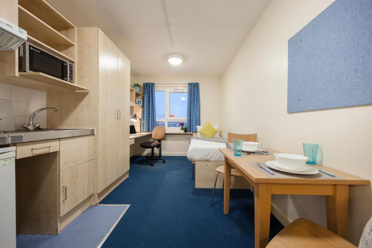 Mcmillan Student Village London Bagian luar foto